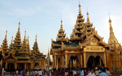 The stupa of Shwedagon Pay, Yangon