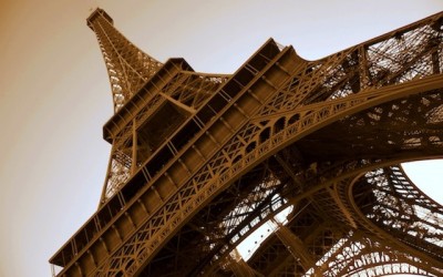 Eiffel Tower: the most famous monument of the world
