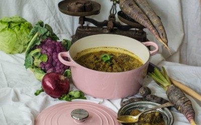 Curry vegetariano. Mung beans al estilo hindú