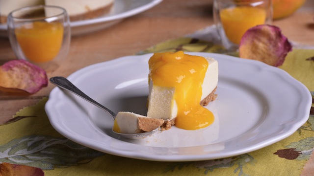 Mousse of coconut and mango sauce