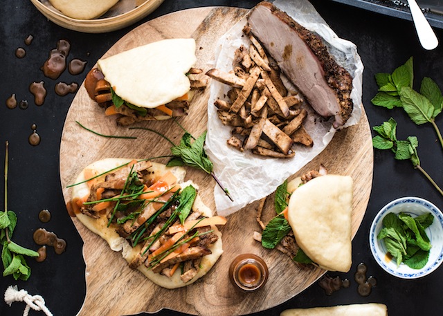 Bao buns with Creole pork and sauce barbecue image P (1 of 1)