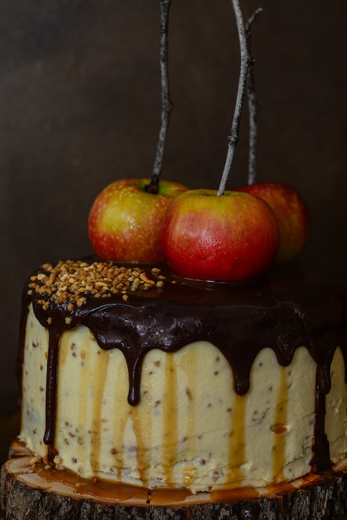 Tarta de de chocolate y manzanas con salsa de caramelo 7 (1 de 1)