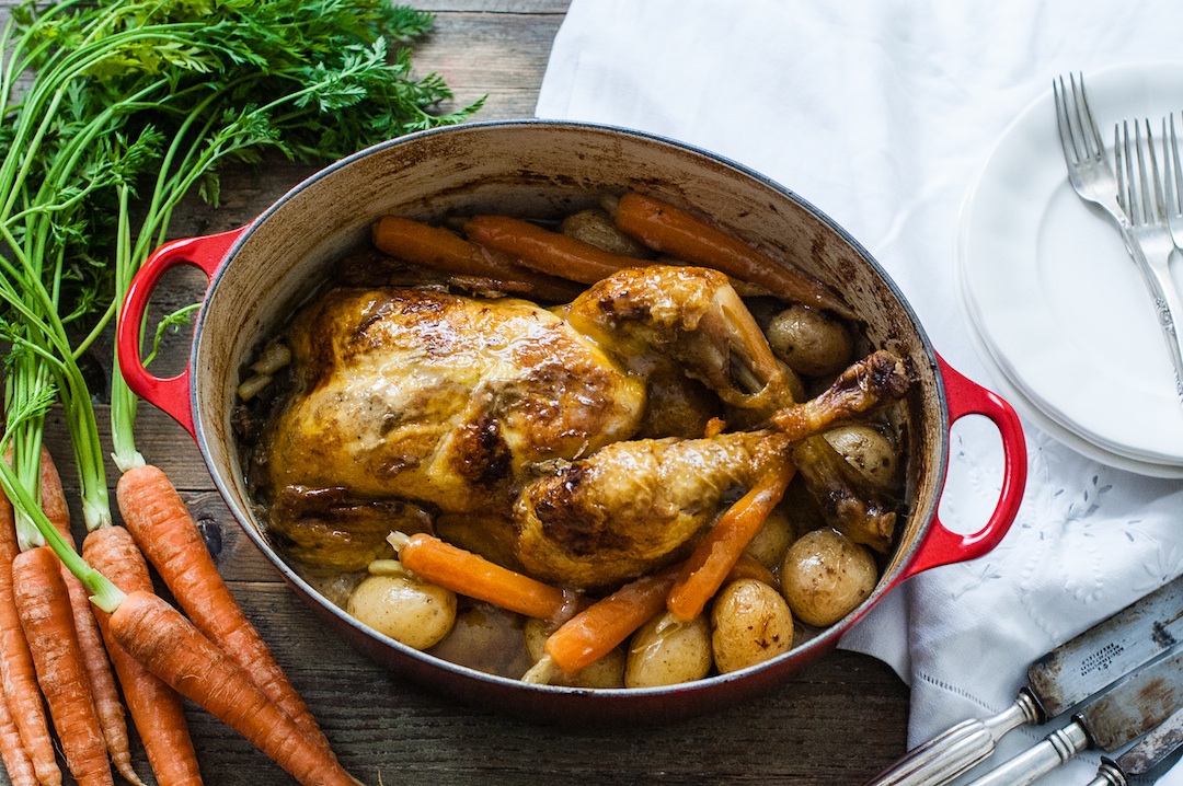 Pollo en cocotte con vino blanco