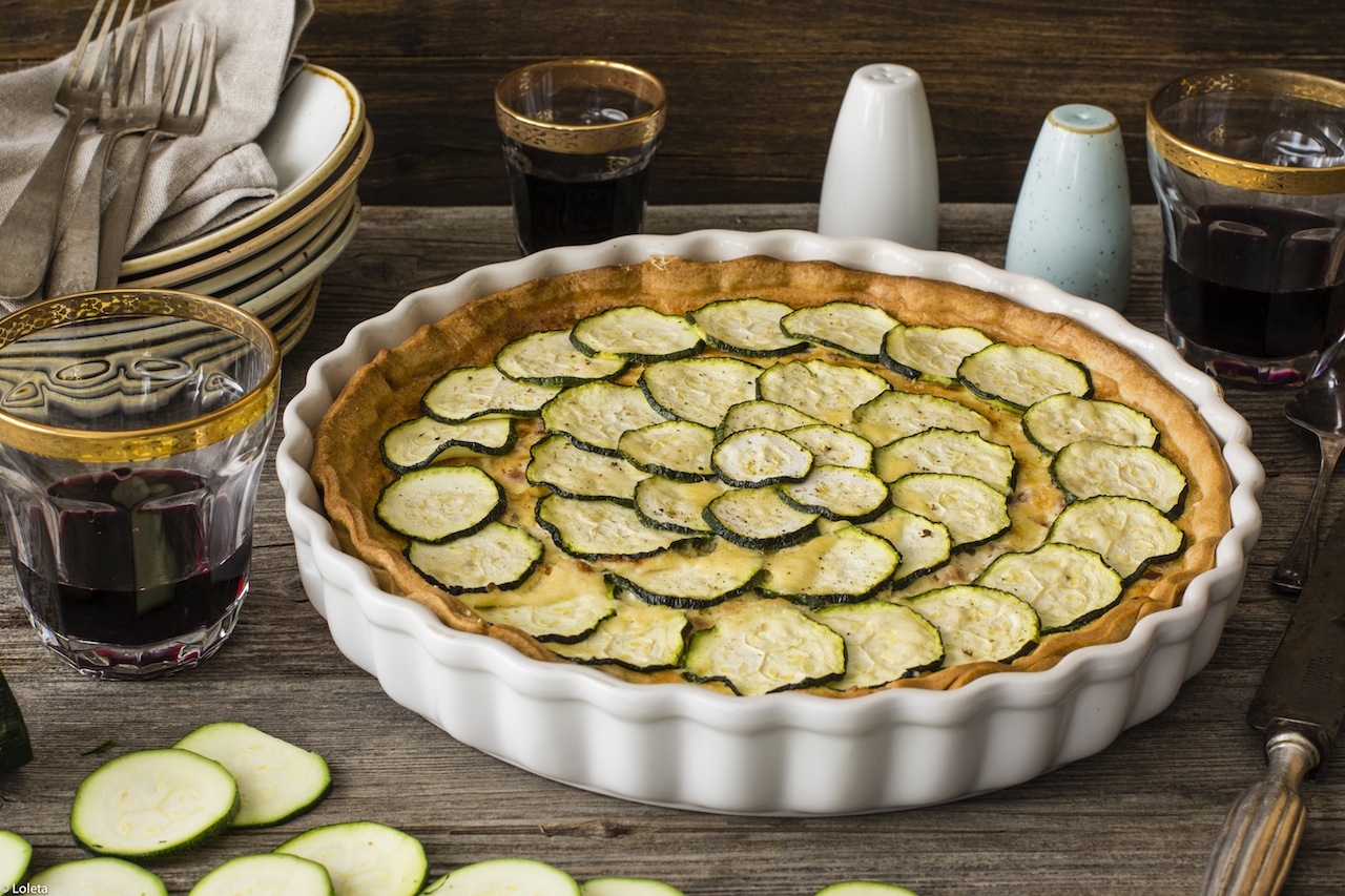 Quiche of Zucchini with ham and cream cheese.