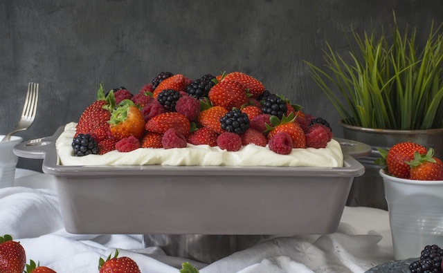 Pastel de cardamomo, frutos rojos y crema de mascarpone 4