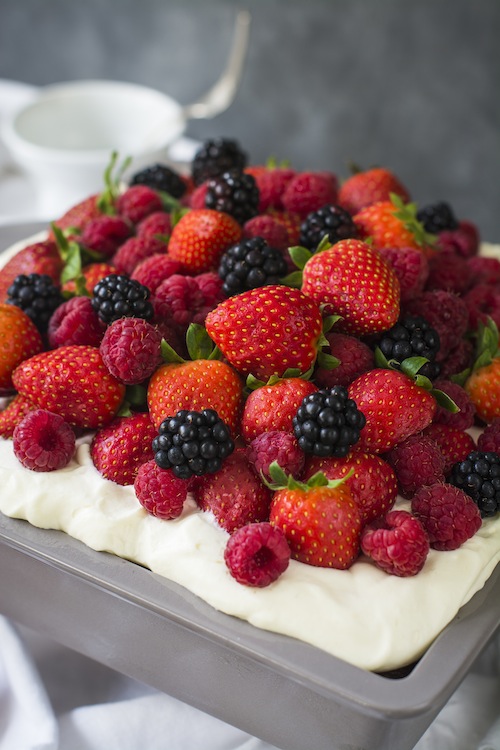 Cardamom, red fruits and 6 mascarpone cream pie