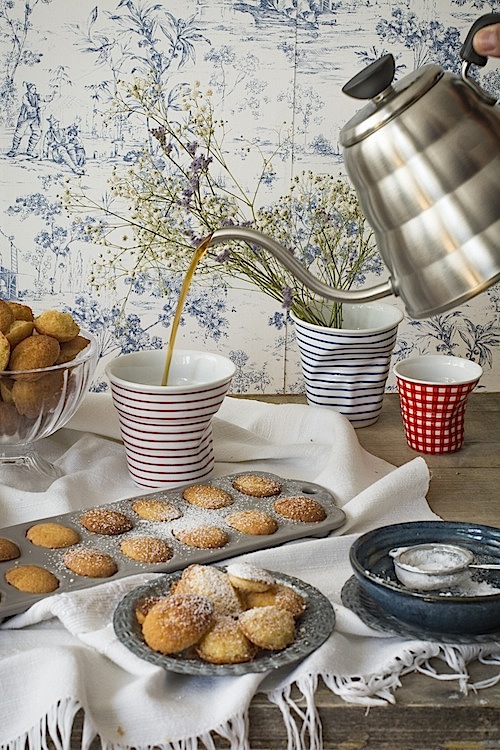 Madeleines with orange blossom 5 water