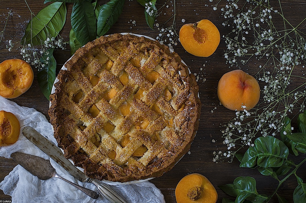 Tarta de melocotones y albaricoques