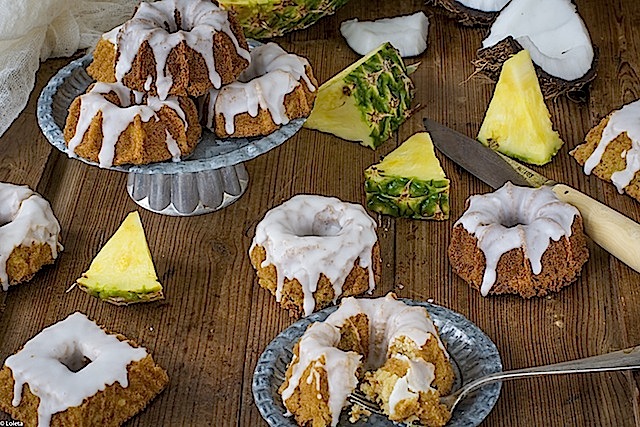 Mini-bizcochos-bundt-de-Pina-colada-8