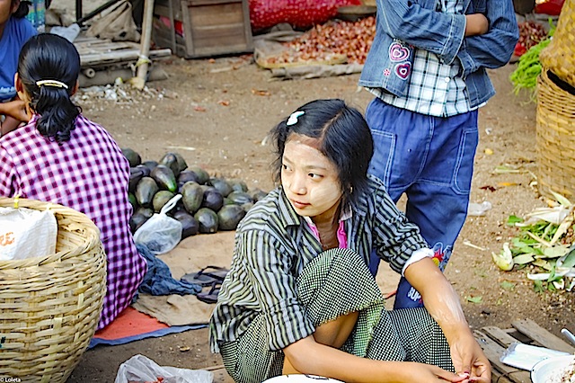 Village market scene, Mani Sithu Market in Nyaung-U village, Bagan