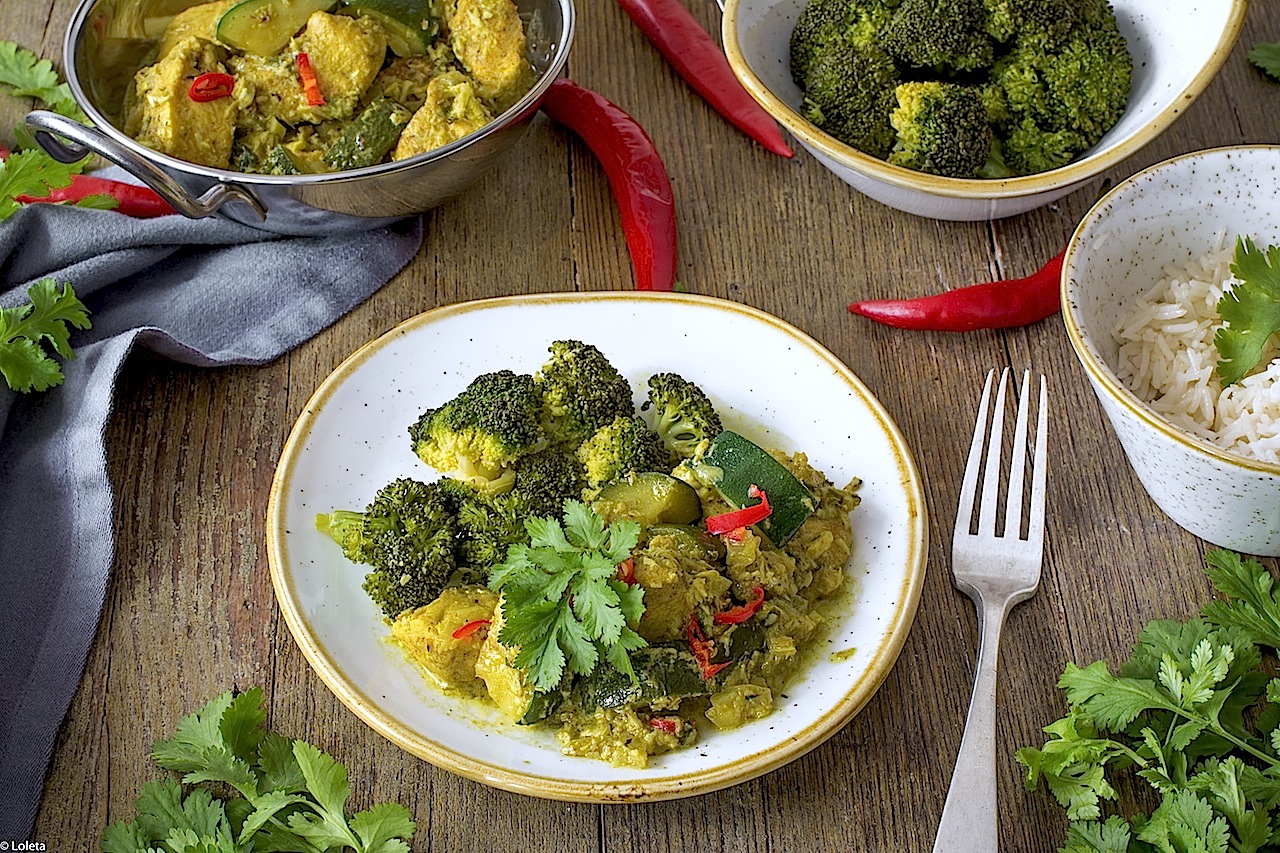 Pollo al curry con coco. Receta de Galle al sur de Sri Lanka