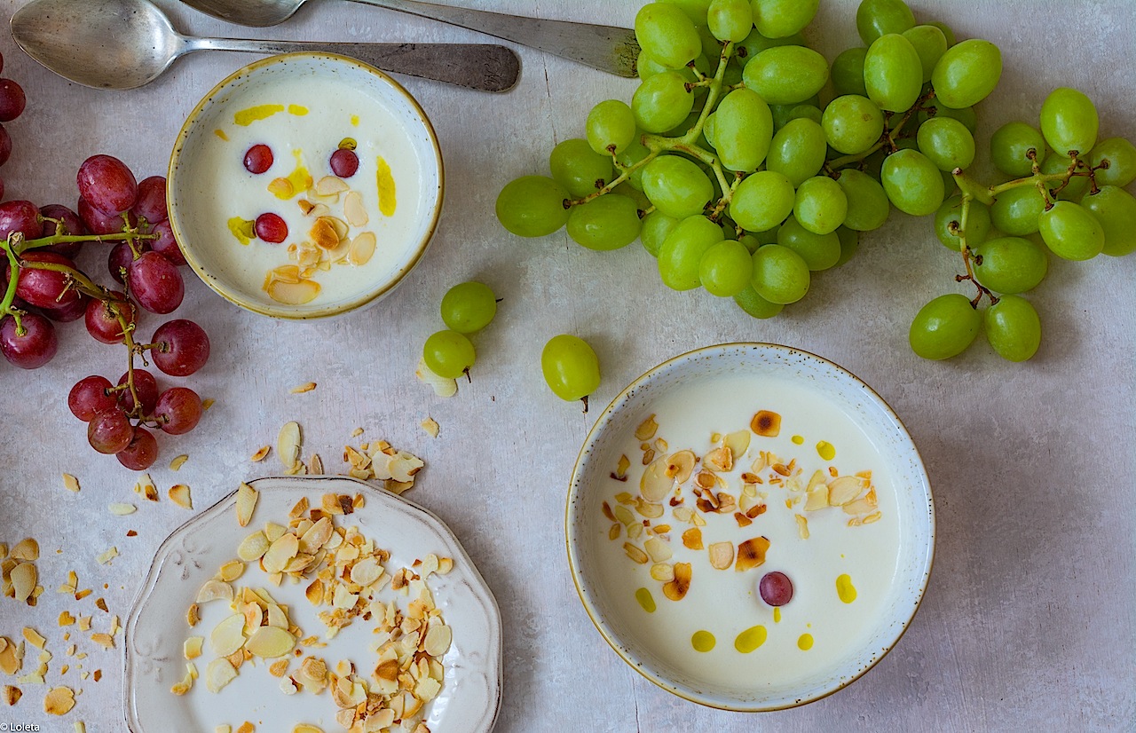 Ajoblanco malagueño con uvas. La sopa fría del verano