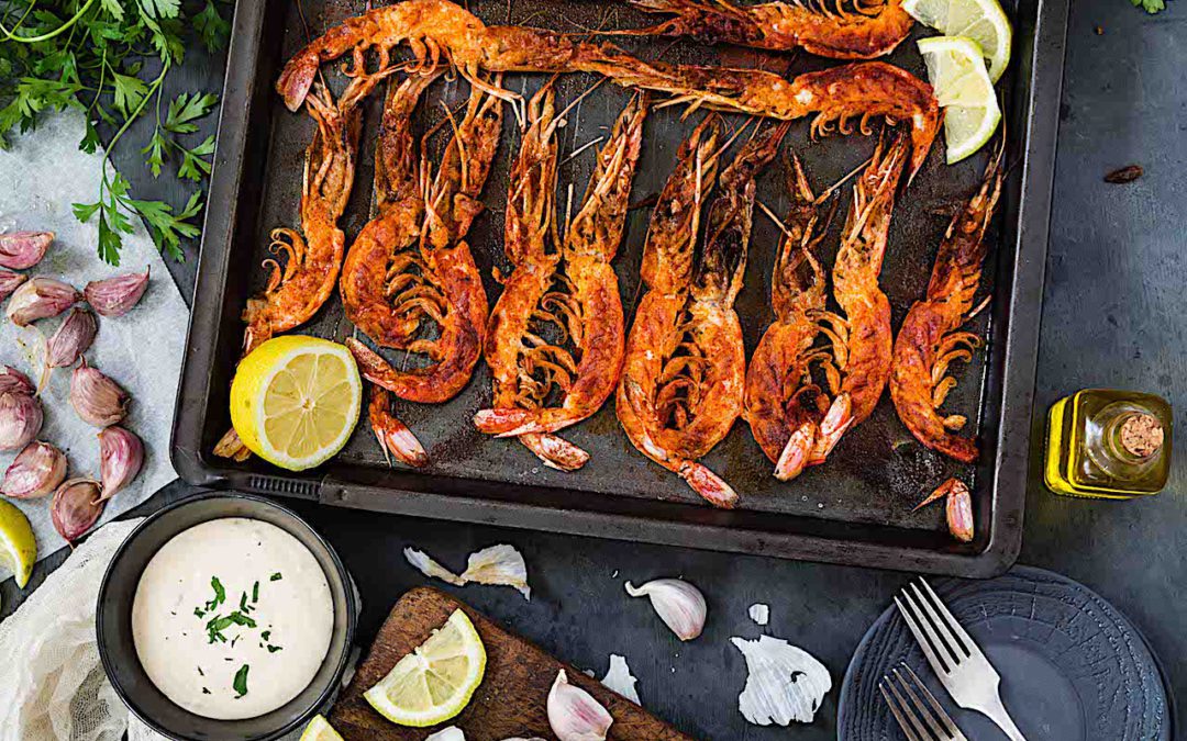 Express shrimps roasted with paprika and chile and the best homemade Aioli recipe