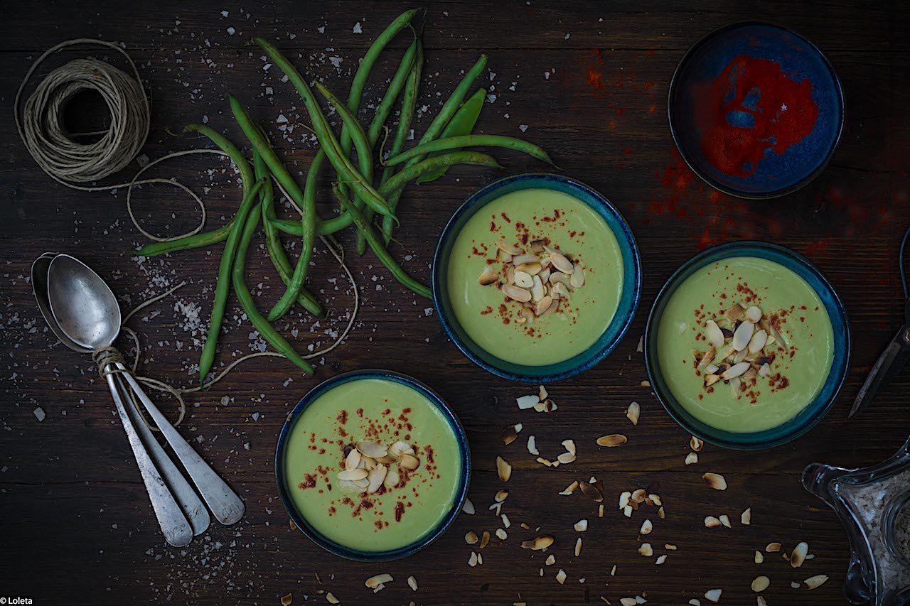 Hungarian cream green beans with siracha. A different vegetable cream