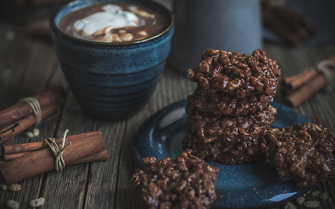 Galletas de avena y chocolate sin horno. Chocolate crunch saludable