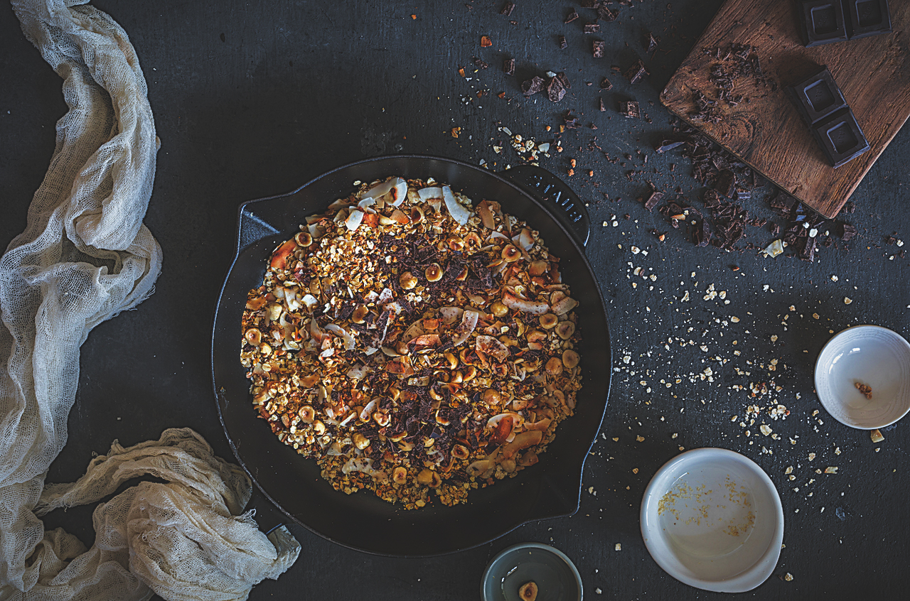 Granola sin horno. Receta fácil sin azúcar en 15 minutos
