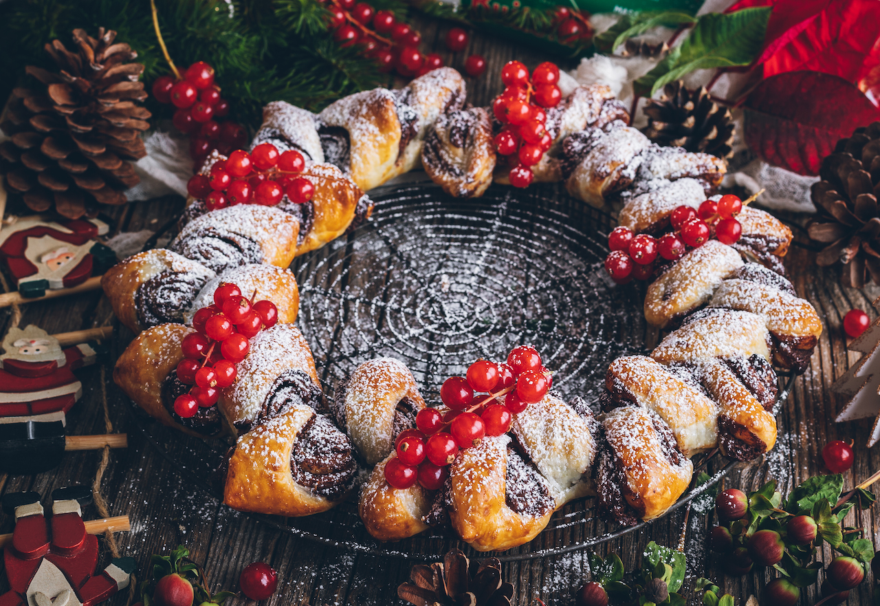 Corona de turrón y chocolate. Navidad, dulce Navidad para todos