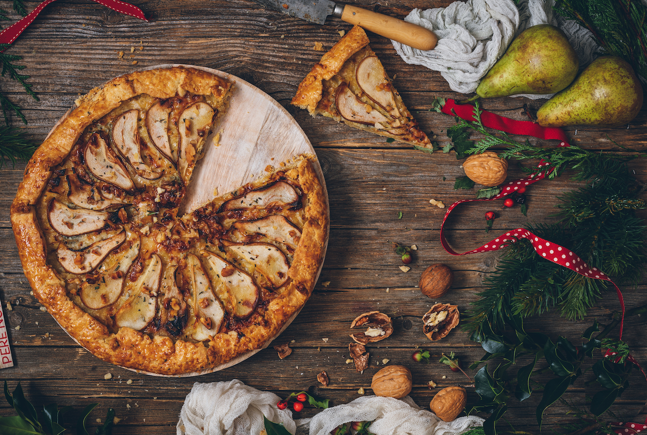 Galette de peras y queso gorgonzola con nueces