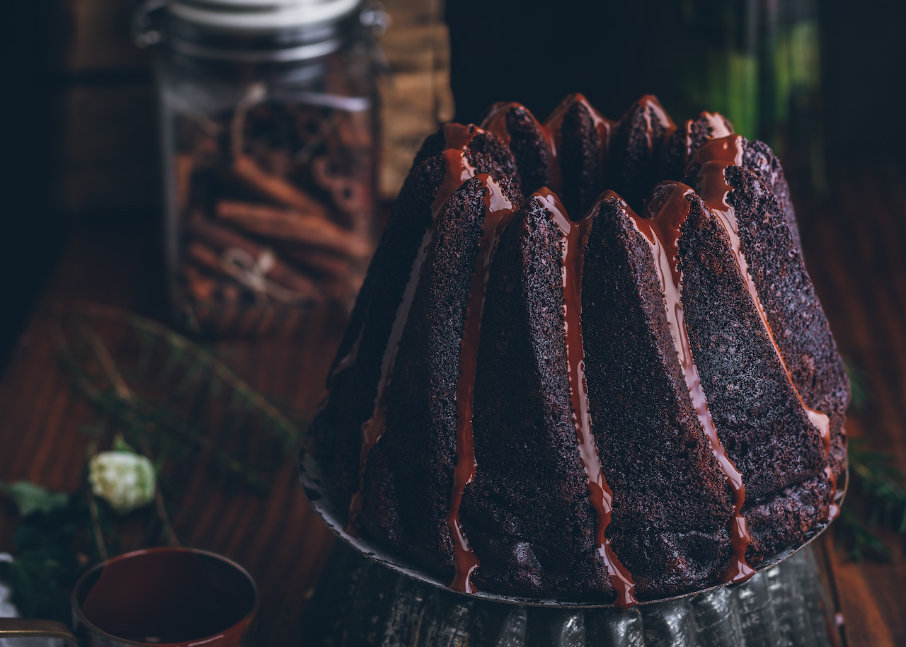 El mejor bizcocho de chocolate. Receta fácil y rápida.