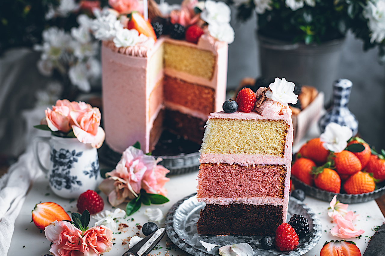 Tarta de Cumpleaños Neapolitan cake. Loleta cumple 9 años