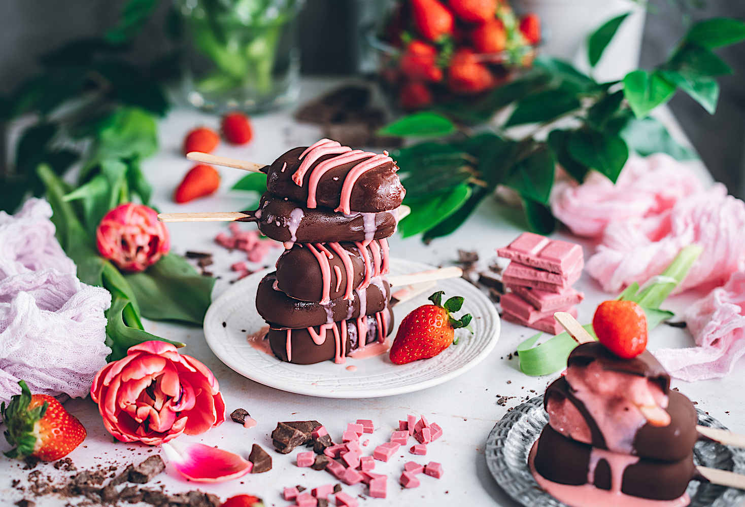 Helado de fresas con solo 3 ingredientes. Ricos, fáciles y saludables