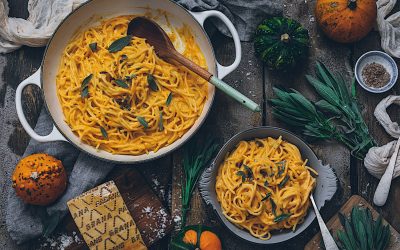 Spaghetti with pumpkin and sage. The taste of Italian autumn