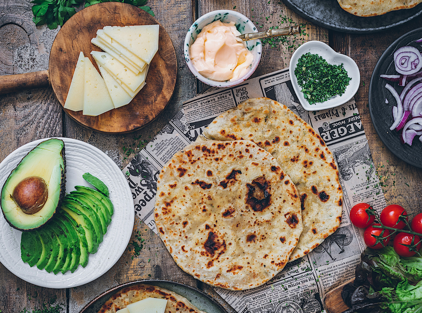 Pan sin horno con 3 ingredientes a las finas hierbas. Flatbread de hierbas