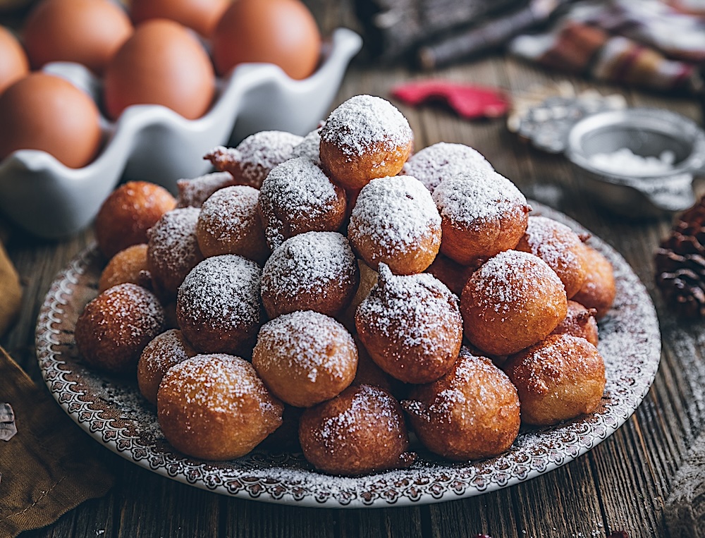 Buñuelos de yogur y limón. Los más fáciles para el día de Todos los Santos