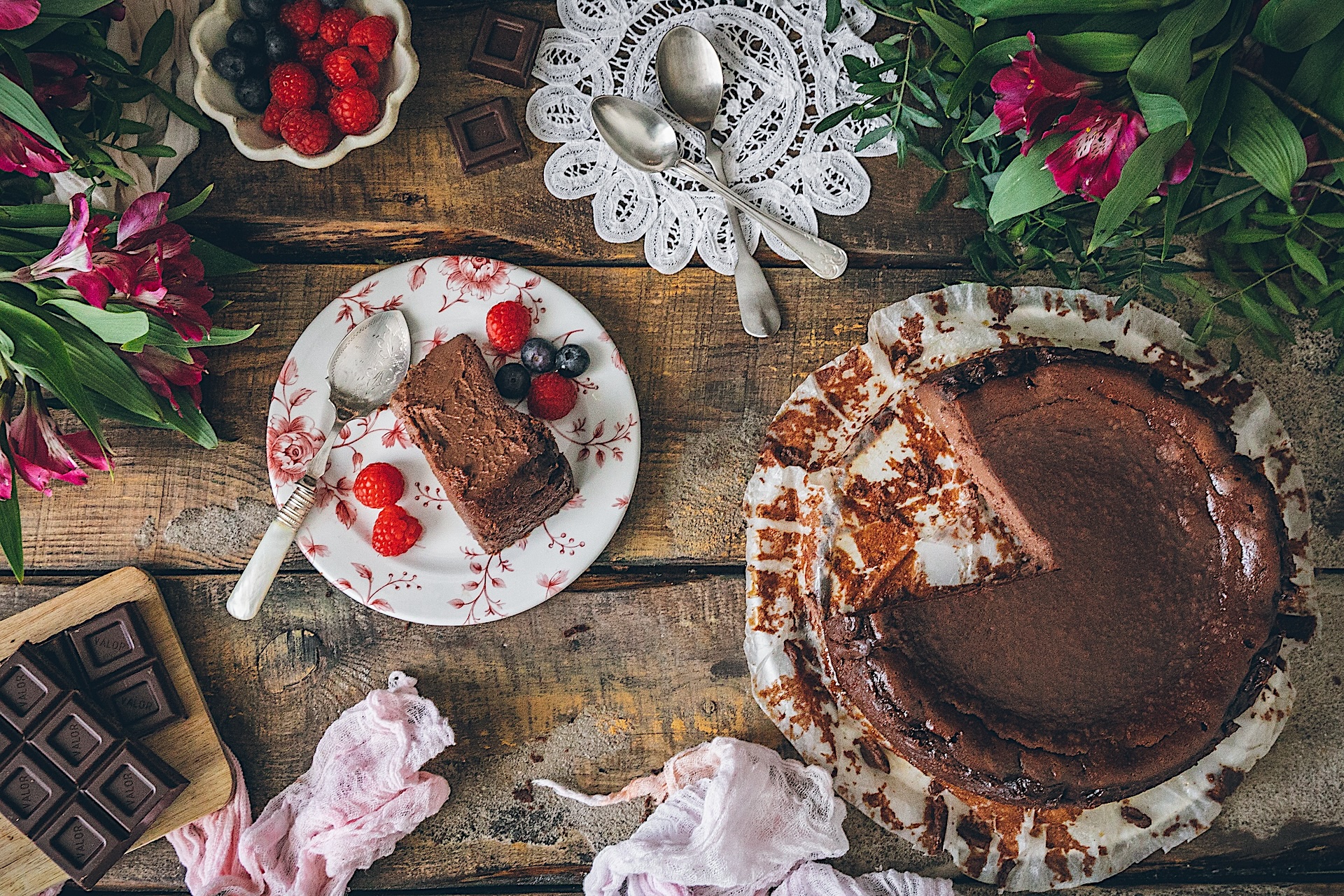 Tarta de queso de chocolate. El ingrediente de la felicidad