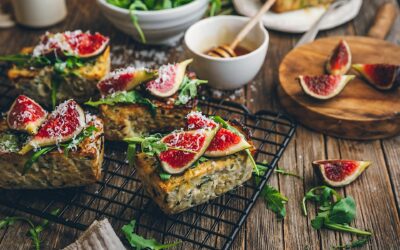 Quiché ligero de puerros y calabacín con higos. Cuidarse es un placer