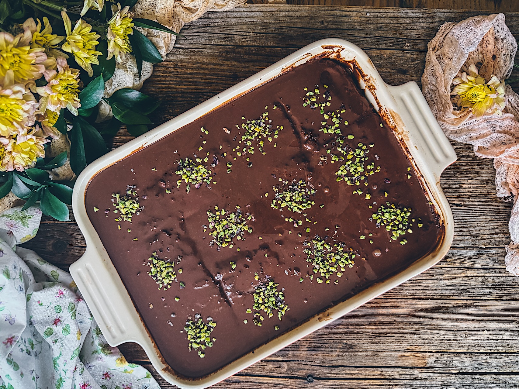 Tarta de chocolate a la taza. Una tarta 3 leches de chocolate